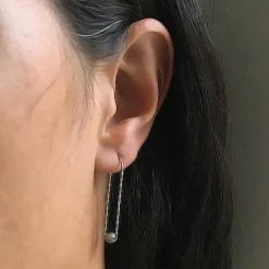 Carla Caruso - Medium Pearl Arch Earrings With Grey Freshwater Pearls