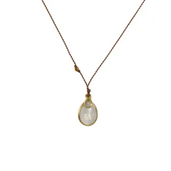 Margaret Solow – Rainbow Moonstone & Diamond Necklace