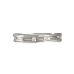 Matsu - Diamond Wave Band in 14K White Gold