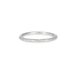 Varna - Petite Engraved Round Band in 18k white gold
